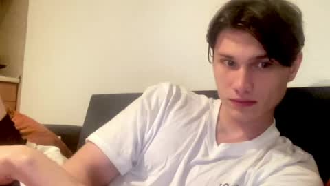 Snapshot of calvin_win chatting on June 3, 9:09 pm calvin_win online show from June 3, 9:09 pm
