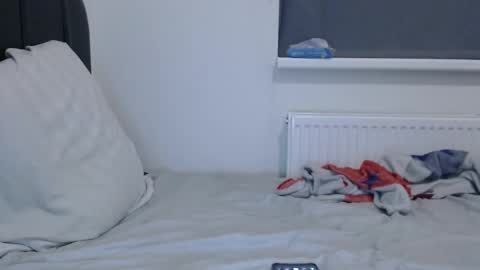 Snapshot of calvinjohnlad chatting on December 14, 9:35 pm Calvinjohnlad online show from December 14, 9:35 pm