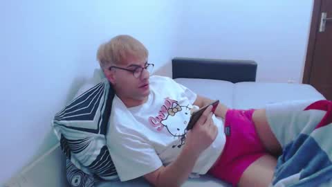 Snapshot of calvinjohnlad chatting on January 11, 6:35 am Calvinjohnlad online show from January 11, 6:35 am