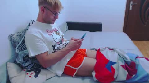 Snapshot of calvinjohnlad chatting on January 12, 10:33 pm Calvinjohnlad online show from January 12, 10:33 pm