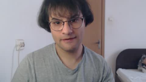 Snapshot of calvinjohnlad chatting on February 16, 11:17 am Calvinjohnlad online show from February 16, 11:17 am