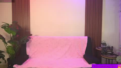 Calypso and Kayla online show from May 12, 5:43 pm