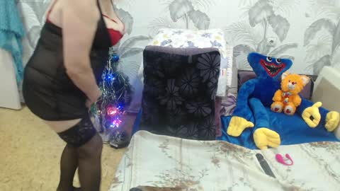 CamDiva1 online show from January 2, 6:07 am