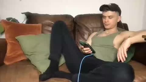 CamDoAttitude online show from March 5, 10:39 pm