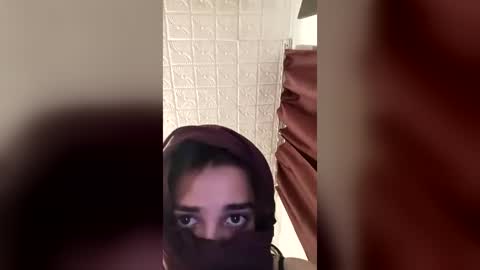Snapshot of camelia966824 chatting on July 7, 9:30 pm camelia966824 online show from July 7, 9:30 pm