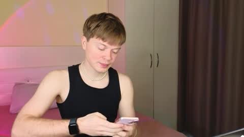 Cameron online show from November 26, 9:21 am