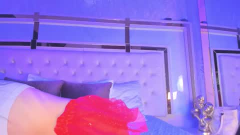 cameron_hearts online show from February 16, 12:23 pm