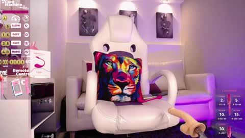 Snapshot of cameron_venus chatting on January 11, 1:32 pm Venus online show from January 11, 1:32 pm