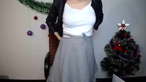 Cameronenns online show from December 17, 7:31 pm