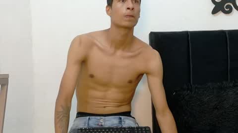 cameronsilverman online show from May 22, 8:47 pm