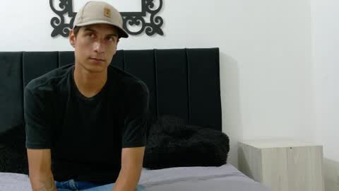 cameronsilverman online show from May 28, 7:22 pm