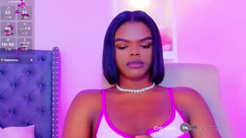 camiestrada online show from November 10, 5:12 pm