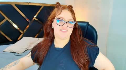 Camila Osorio online show from May 27, 1:57 am
