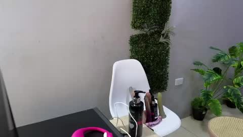 Camil online show from May 1, 11:04 am