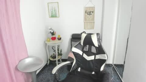 camila_bj online show from May 5, 5:15 am