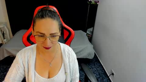 camila_bj online show from May 21, 5:58 am