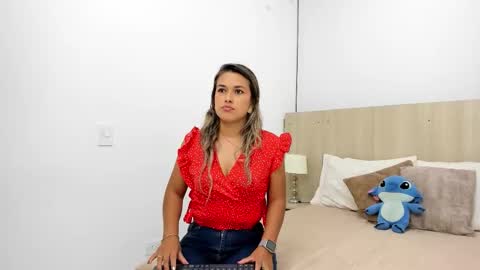 camila Borbon online show from October 30, 11:11 am