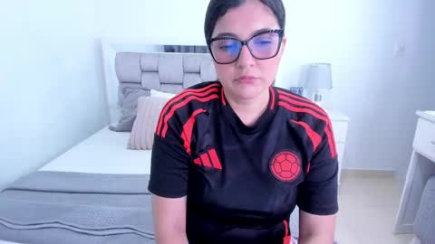 Camila buitrago online show from May 29, 12:52 am
