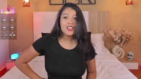 Snapshot of camila_bustamante_ chatting on October 16, 4:08 pm camila_bustamante_ online show from October 16, 4:08 pm