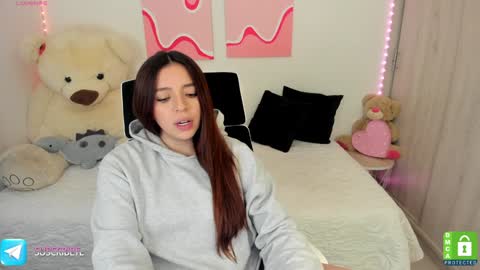  C A M I  online show from December 27, 9:22 pm