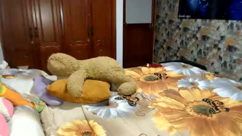Snapshot of camila_rosess chatting on June 12, 3:38 am valentinaEpic way Ive been fucked 1515 online show from June 12, 3:38 am