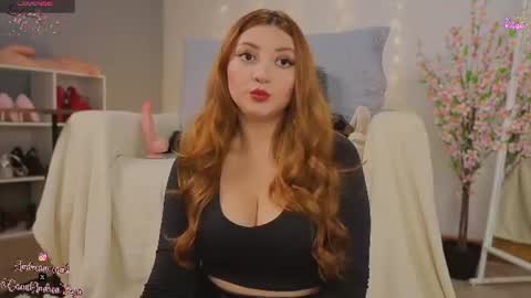 Snapshot of camila_vega1 chatting on July 7, 4:37 am Pantyhose loving independent model online show from July 7, 4:37 am