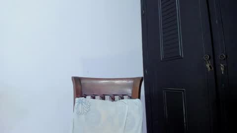 camilaa foxxx online show from May 14, 11:55 pm