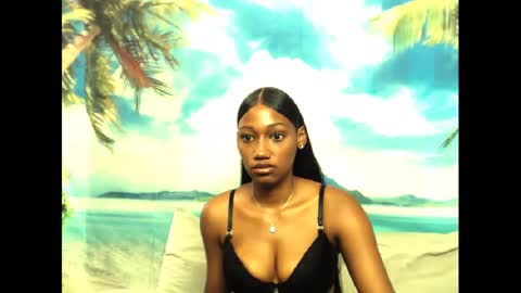 Snapshot of camilaasexyy chatting on February 18, 10:16 am camilaasexyy online show from February 18, 10:16 am