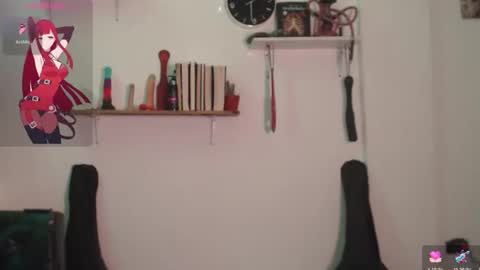 Snapshot of camilahot_girl chatting on May 9, 6:35 pm kira online show from May 9, 6:35 pm