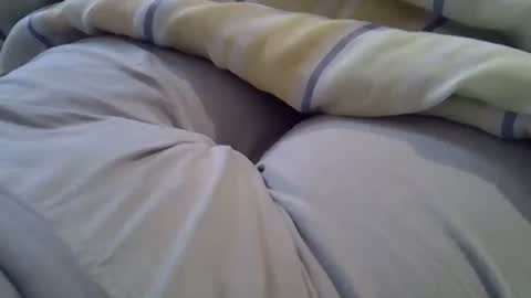 flash 50 tokens BIG CLIT  tits pussy. masturbation big clit 150 tokens fingers inside pussy 1000 tk  pump big clit 300 tk online show from November 13, 4:06 pm