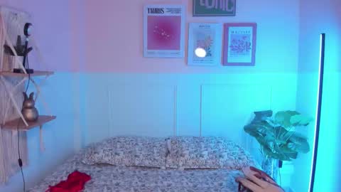 Camila  online show from September 22, 11:45 am