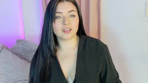 Snapshot of camilarougee chatting on April 4, 5:21 pm Camila online show from April 4, 5:21 pm