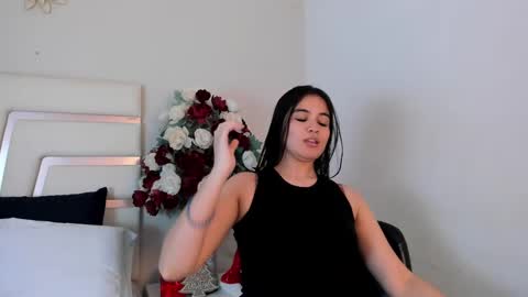 Snapshot of camilasofiia chatting on January 4, 2:14 am Camila online show from January 4, 2:14 am