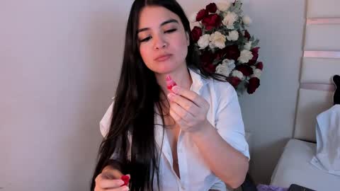 Snapshot of camilasofiia chatting on January 16, 9:16 am Camila online show from January 16, 9:16 am