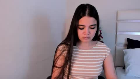 Snapshot of camilasofiia chatting on January 16, 8:14 pm Camila online show from January 16, 8:14 pm