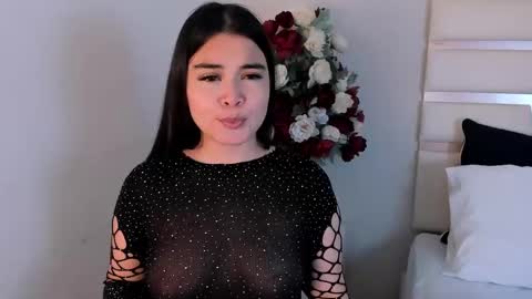 Snapshot of camilasofiia chatting on January 17, 5:42 am Camila online show from January 17, 5:42 am