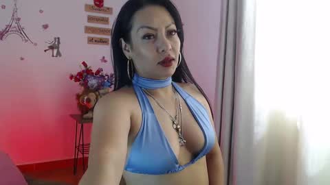 Snapshot of camilateylor chatting on February 7, 6:34 pm Camila Teylor online show from February 7, 6:34 pm