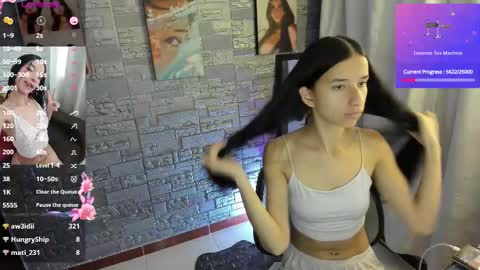 Snapshot of camilavill chatting on February 25, 10:25 am CamilaVill online show from February 25, 10:25 am