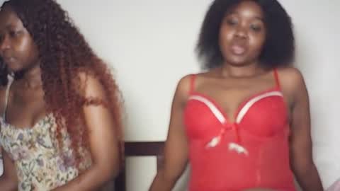 Snapshot of camilla598674 chatting on July 8, 9:19 pm camiii online show from July 8, 9:19 pm