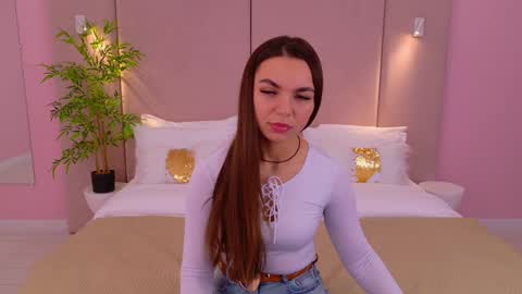 Camilla online show from March 4, 3:00 am