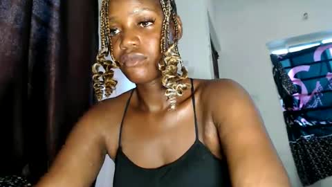 camillasoofine online show from May 28, 11:51 am