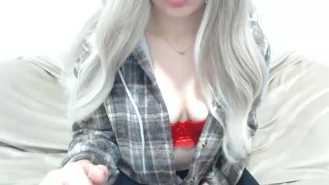 CamilleBunny online show from February 15, 3:14 am