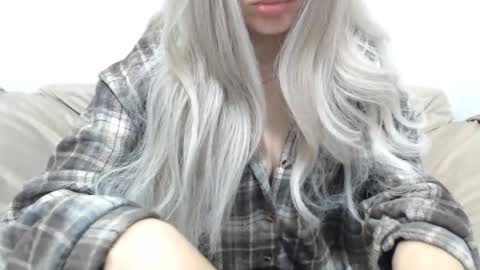 CamilleBunny online show from April 13, 1:55 am