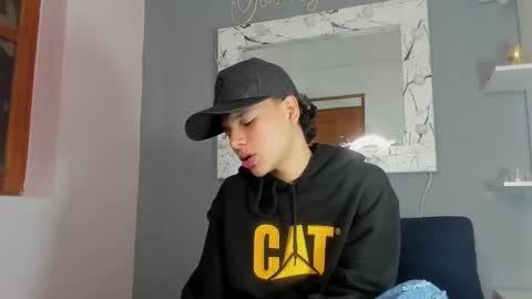 Snapshot of camillo_virgil chatting on September 20, 10:38 am Camillo Virgil online show from September 20, 10:38 am