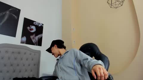 Snapshot of camillo_virgil chatting on September 26, 11:58 am Camillo Virgil online show from September 26, 11:58 am