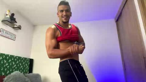 camilo_contre21 online show from December 16, 8:03 pm