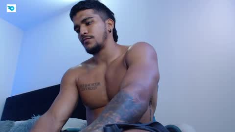 camilo_contre21 online show from May 22, 9:31 pm