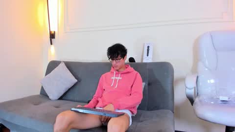 Camilo online show from January 8, 3:20 am