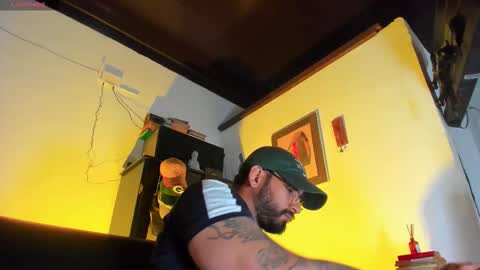 Camilo online show from November 20, 2:28 pm