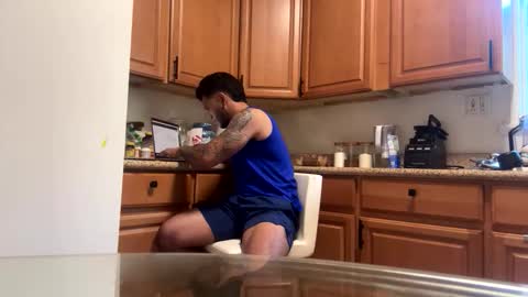 Snapshot of camilooo_cb chatting on October 29, 11:17 pm camilooo_cb online show from October 29, 11:17 pm